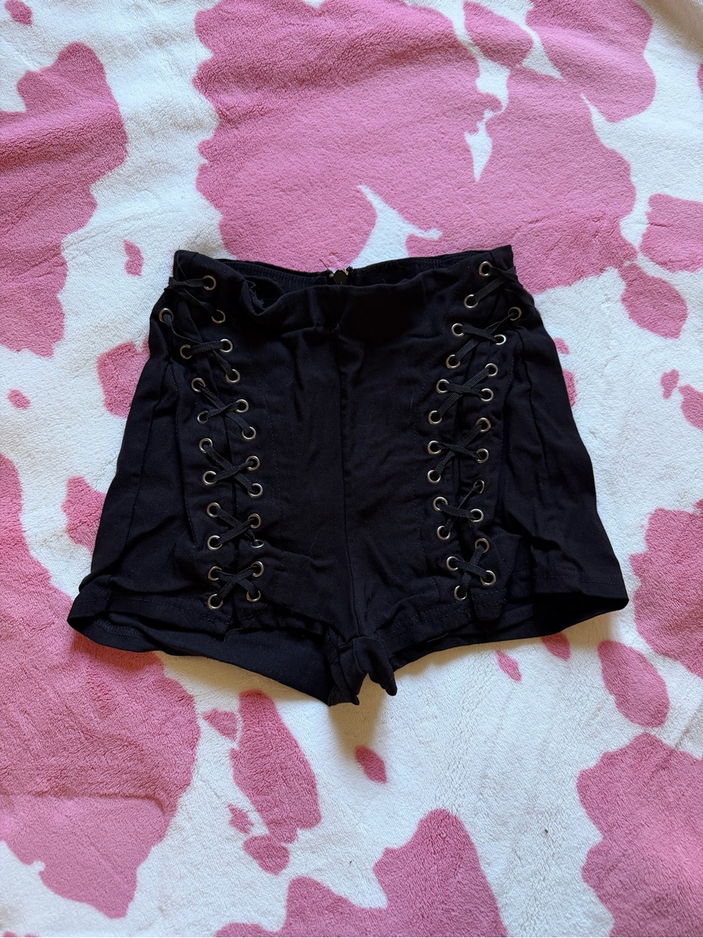 Spirit High-Waist Black Lace-Up Side Shorts